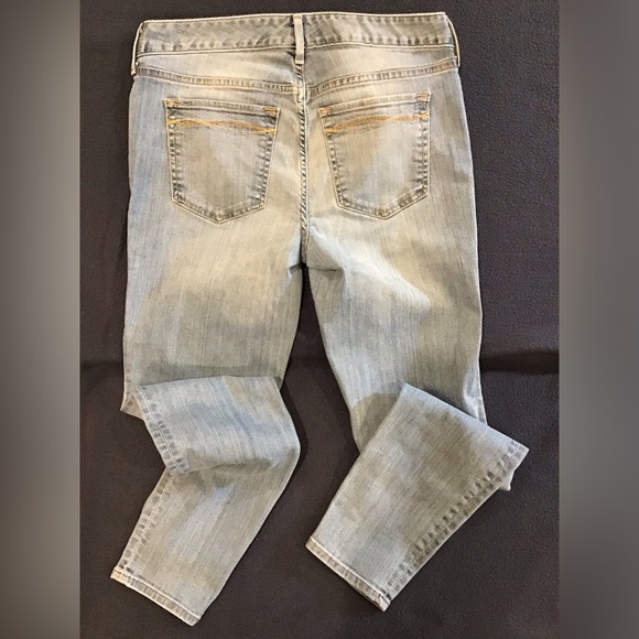 Eddie Bauer slightly curvy skinny jeans - Picture 3 of 5